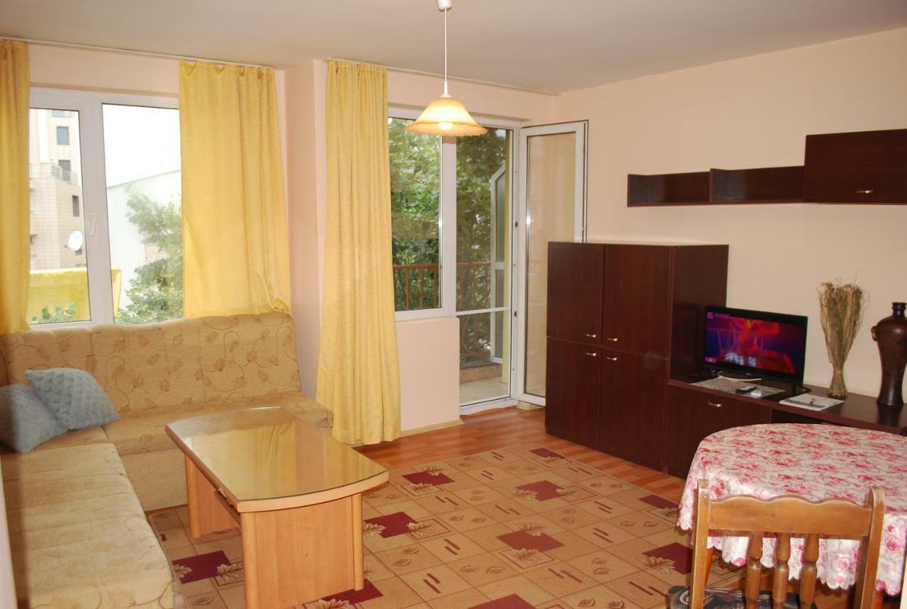 CITY STAY in Varna Exteriör bild